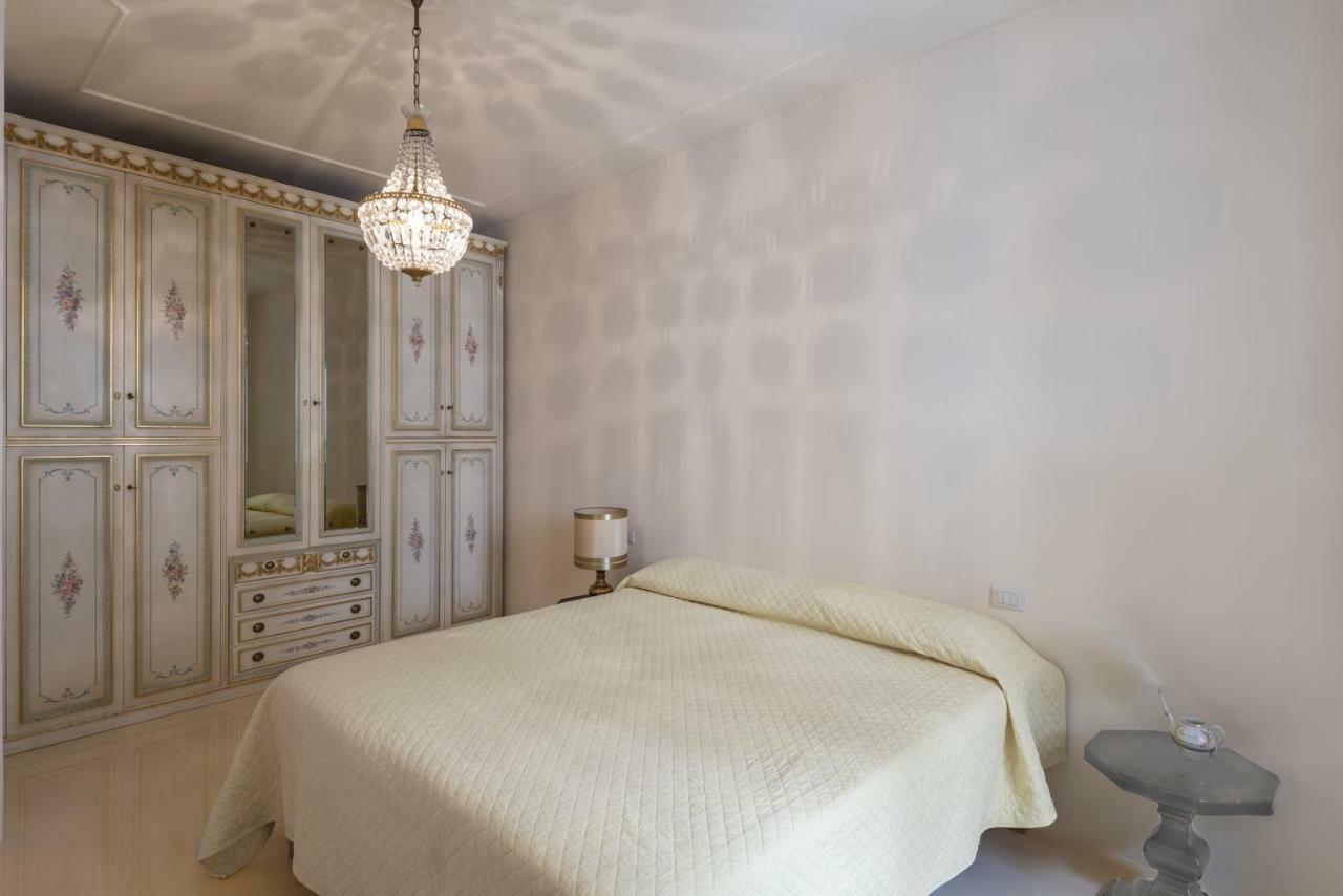 Elegant Historic Large House On Lake Como Apartment Gravedona Exterior foto